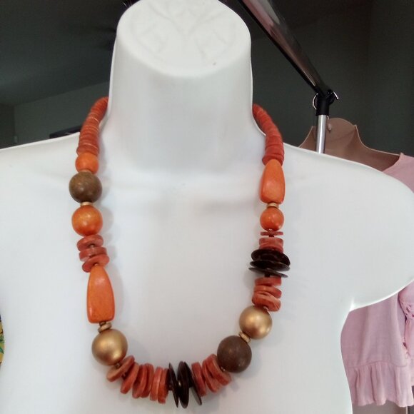 Women's  Vintage Trendy African Style Coral Necklace - Picture 10 of 10